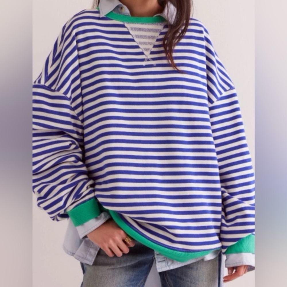 NWOT free people- we the free oversized crewneck sz L 30ptp